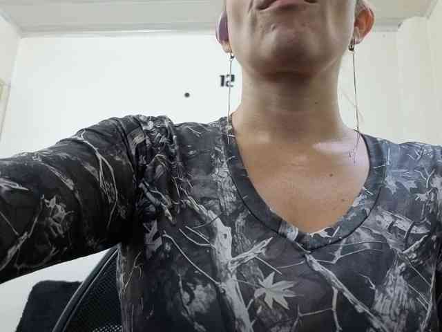 soyemilyhanks webcam