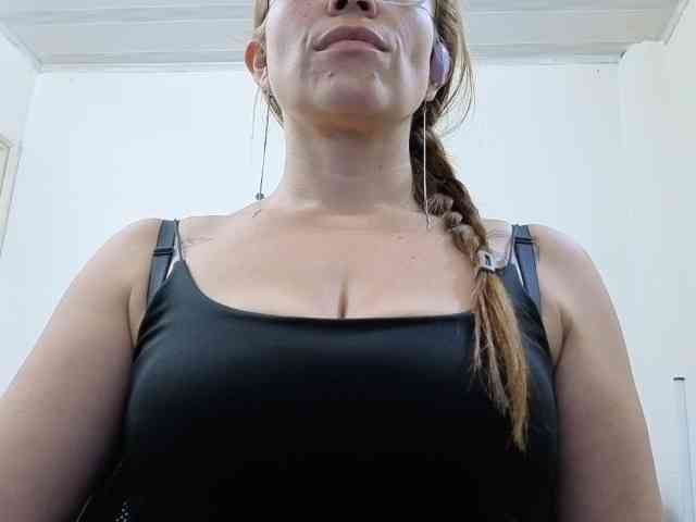 soyemilyhanks webcam
