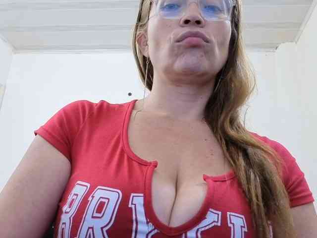 soyemilyhanks webcam