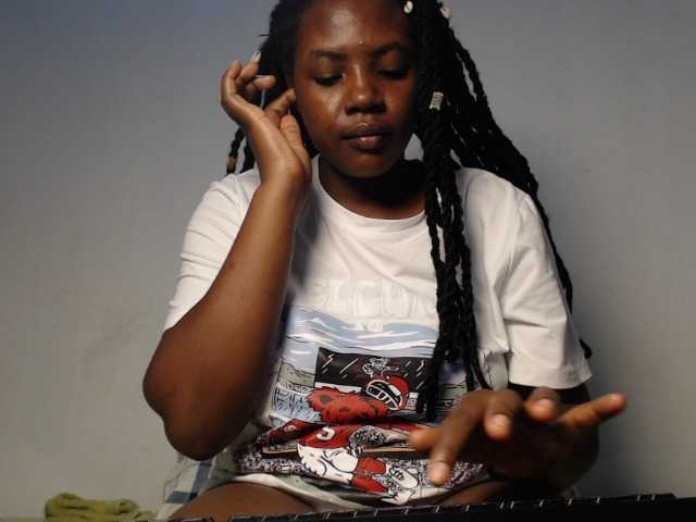 DarkCherryberry live cam on BongaCams
