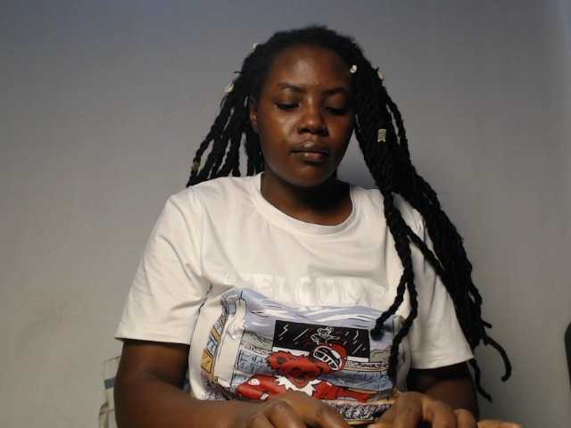 DarkCherryberry live cam on BongaCams