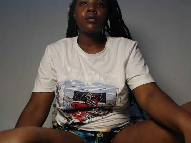 DarkCherryberry live cam on BongaCams