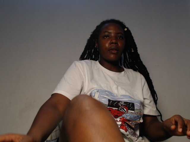 DarkCherryberry live cam on BongaCams