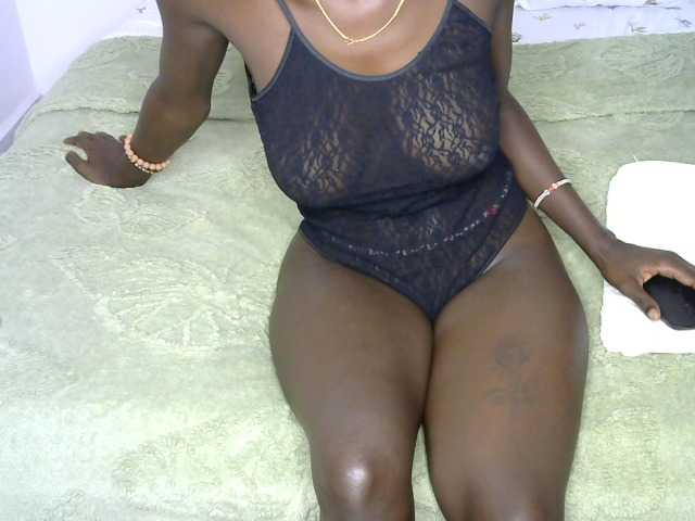 sexxyie live cam on BongaCams