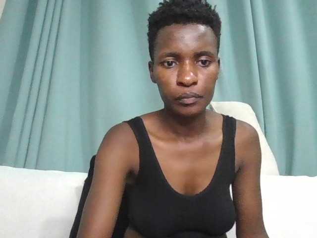 sexxyie live cam on BongaCams