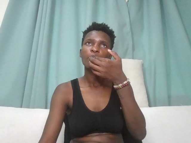 sexxyie live sex show