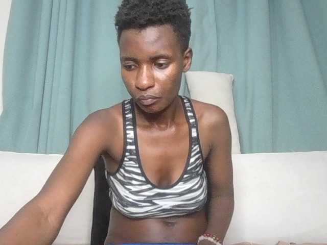 sexxyie live sex