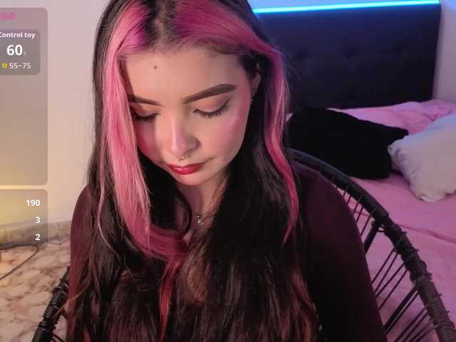 MaiaMancini live webcam show