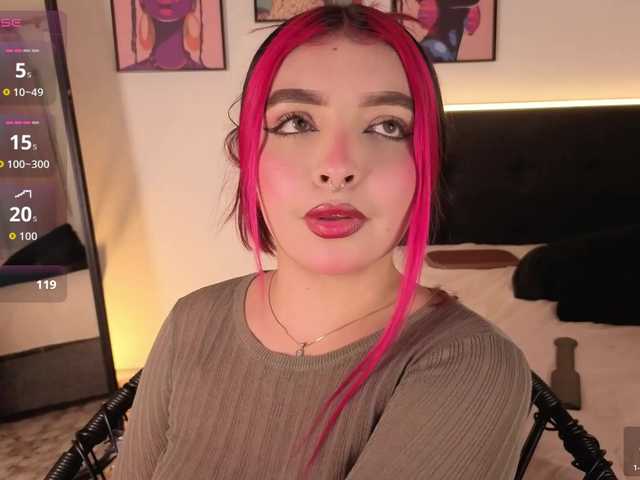 MaiaMancini live cam on BongaCams