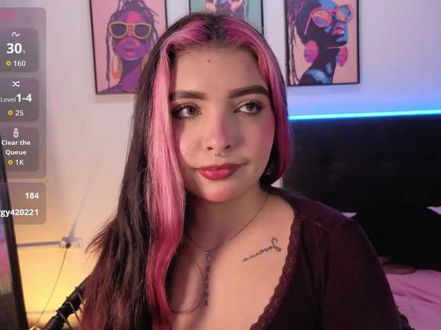 MaiaMancini live webcam show
