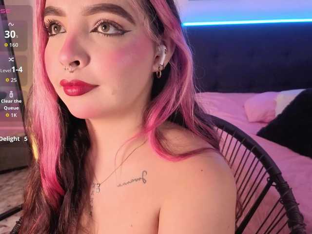 MaiaMancini live cam on BongaCams