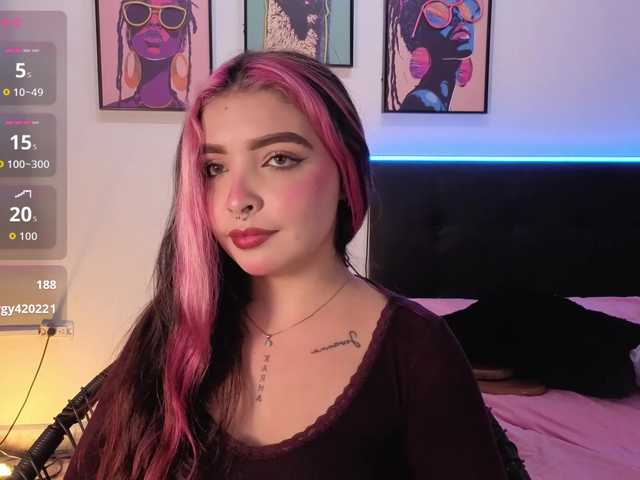 MaiaMancini live cam on BongaCams