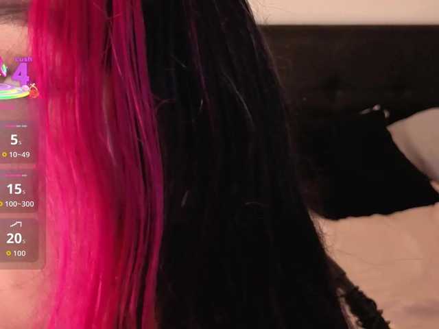 MaiaMancini live cam on BongaCams