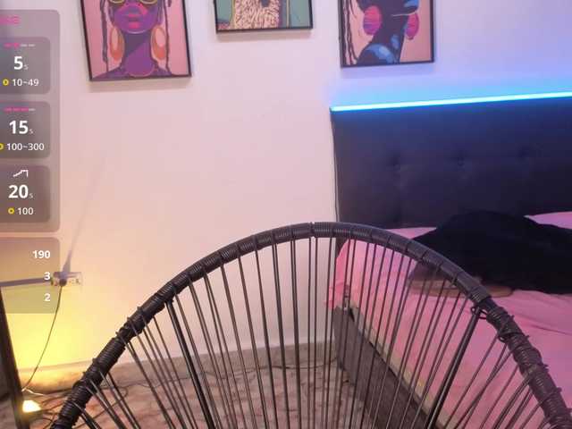 MaiaMancini live cam on BongaCams