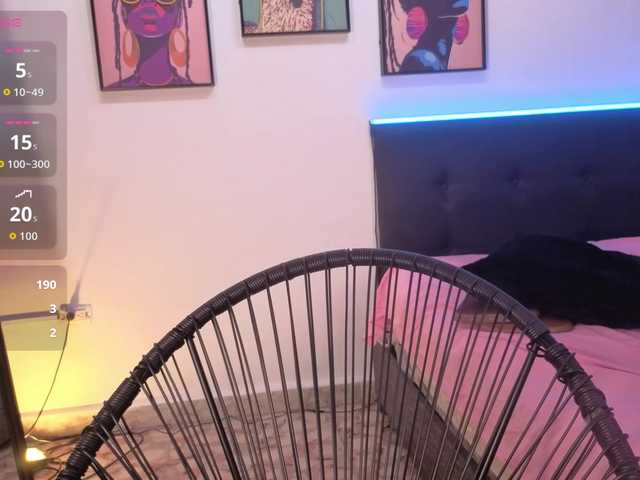 MaiaMancini live webcam show