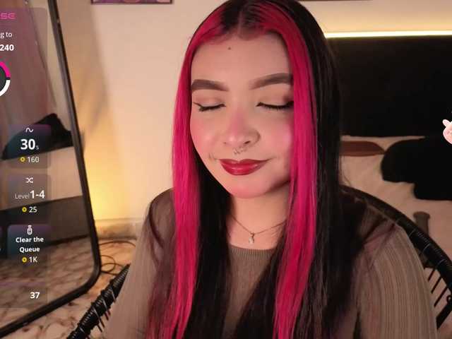 MaiaMancini live cam on BongaCams