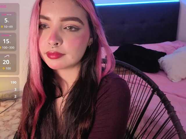 MaiaMancini live cam on BongaCams