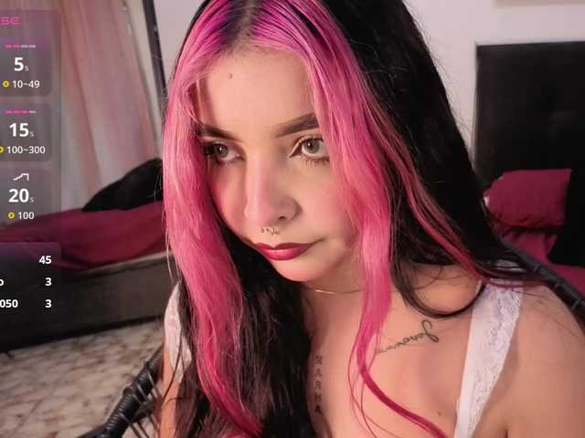 MaiaMancini live webcam show