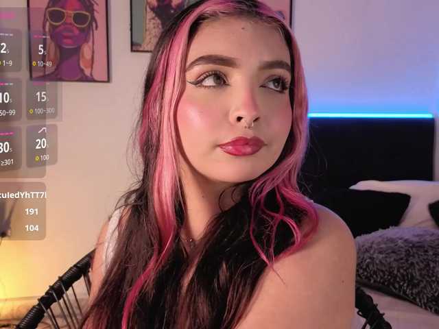 MaiaMancini live cam on BongaCams