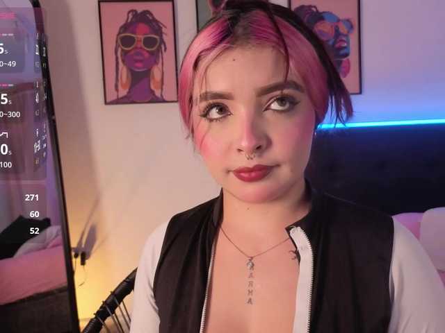 MaiaMancini live cam on BongaCams