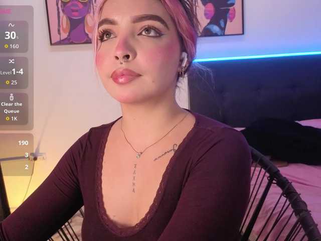 MaiaMancini live cam on BongaCams