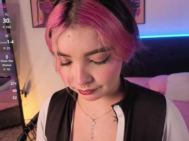 MaiaMancini live cam on BongaCams