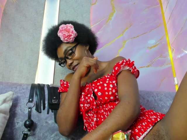 Ashazuri live cam on BongaCams