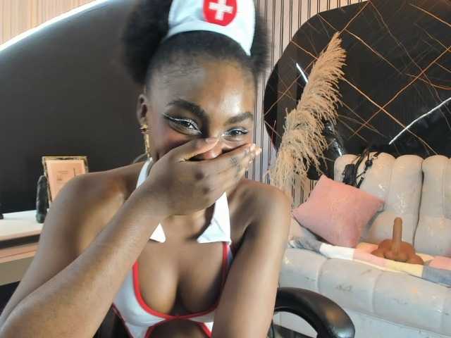 Ashazuri live cam on BongaCams