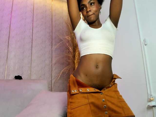 Ashazuri live cam on BongaCams