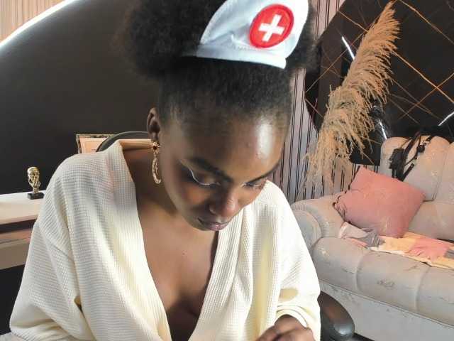 Ashazuri live cam on BongaCams
