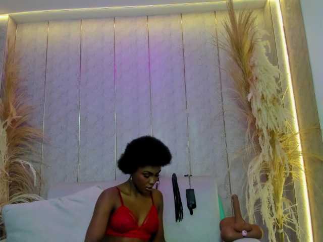 Ashazuri live cam on BongaCams