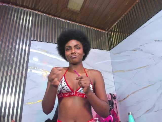 Ashazuri live cam on BongaCams