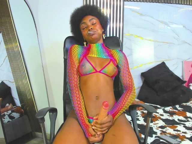 Ashazuri live cam on BongaCams