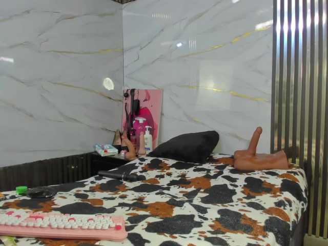 Ashazuri live cam on BongaCams