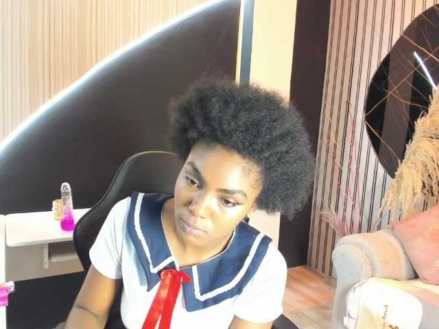 Ashazuri live cam on BongaCams