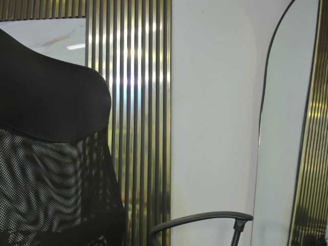 Ashazuri live cam on BongaCams