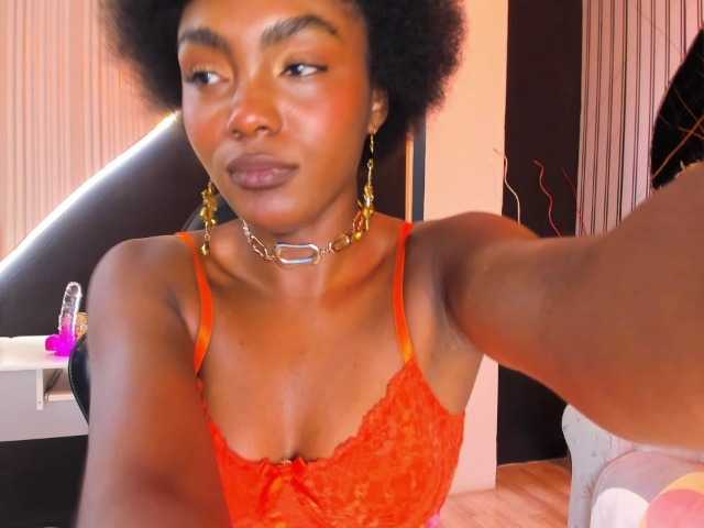 Ashazuri live cam on BongaCams