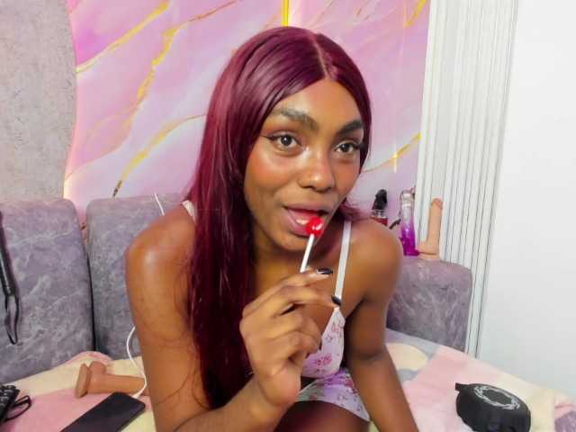 Ashazuri live cam on BongaCams