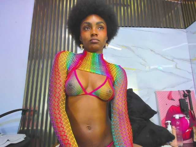 Ashazuri live cam on BongaCams