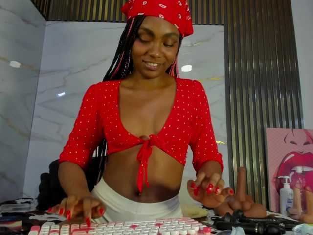 Ashazuri live cam on BongaCams