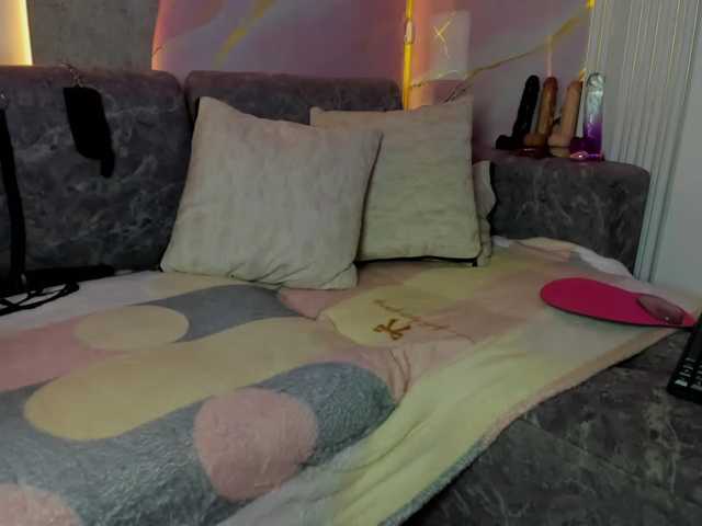 Ashazuri live cam on BongaCams
