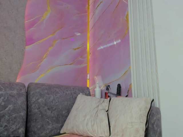 Ashazuri live cam on BongaCams