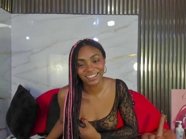 Ashazuri live cam on BongaCams