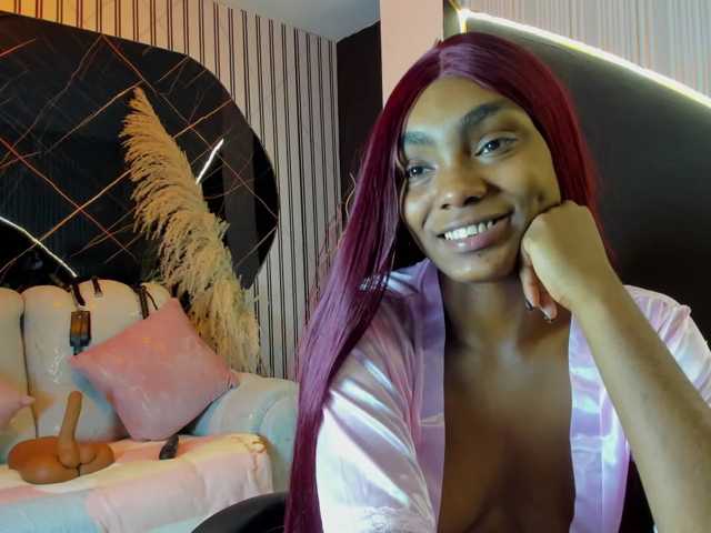 Ashazuri live cam on BongaCams