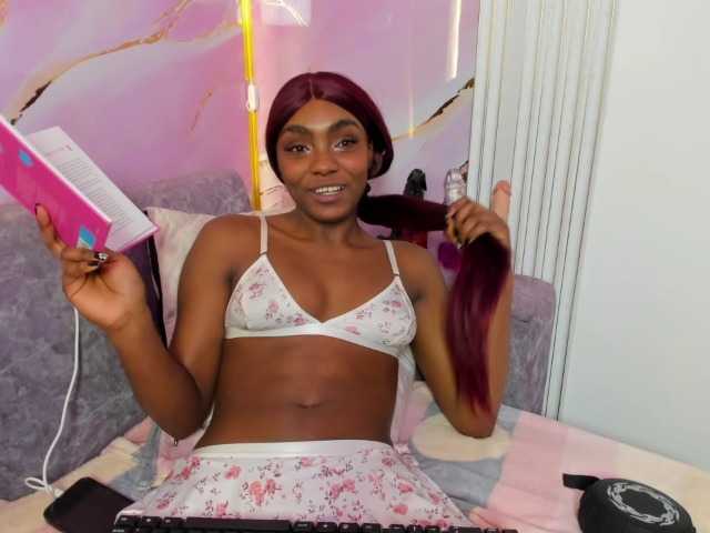 Ashazuri live cam on BongaCams
