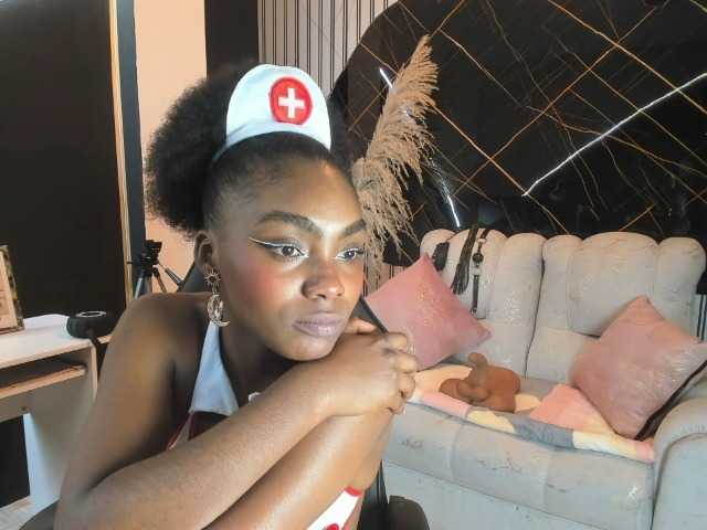 Ashazuri live cam on BongaCams