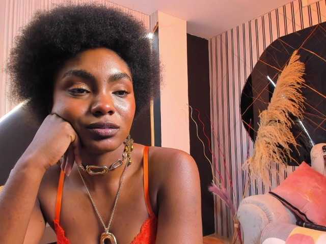 Ashazuri live cam on BongaCams