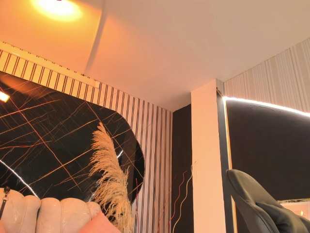 Ashazuri live cam on BongaCams