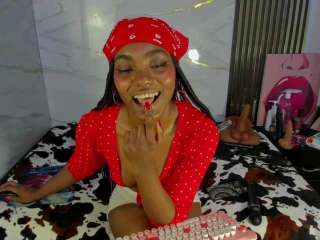 Ashazuri live cam on BongaCams
