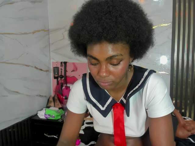 ashazuri cam belle